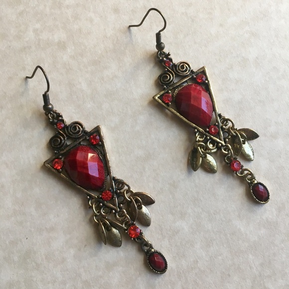 Red Chandelier Rhinestone Earrings Antiqued Long - Picture 3 of 4